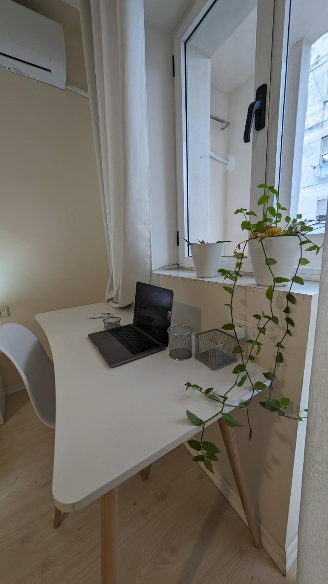 Apartment Modern Cozy 10 Min Walk To Skanderbeg Square Tirana