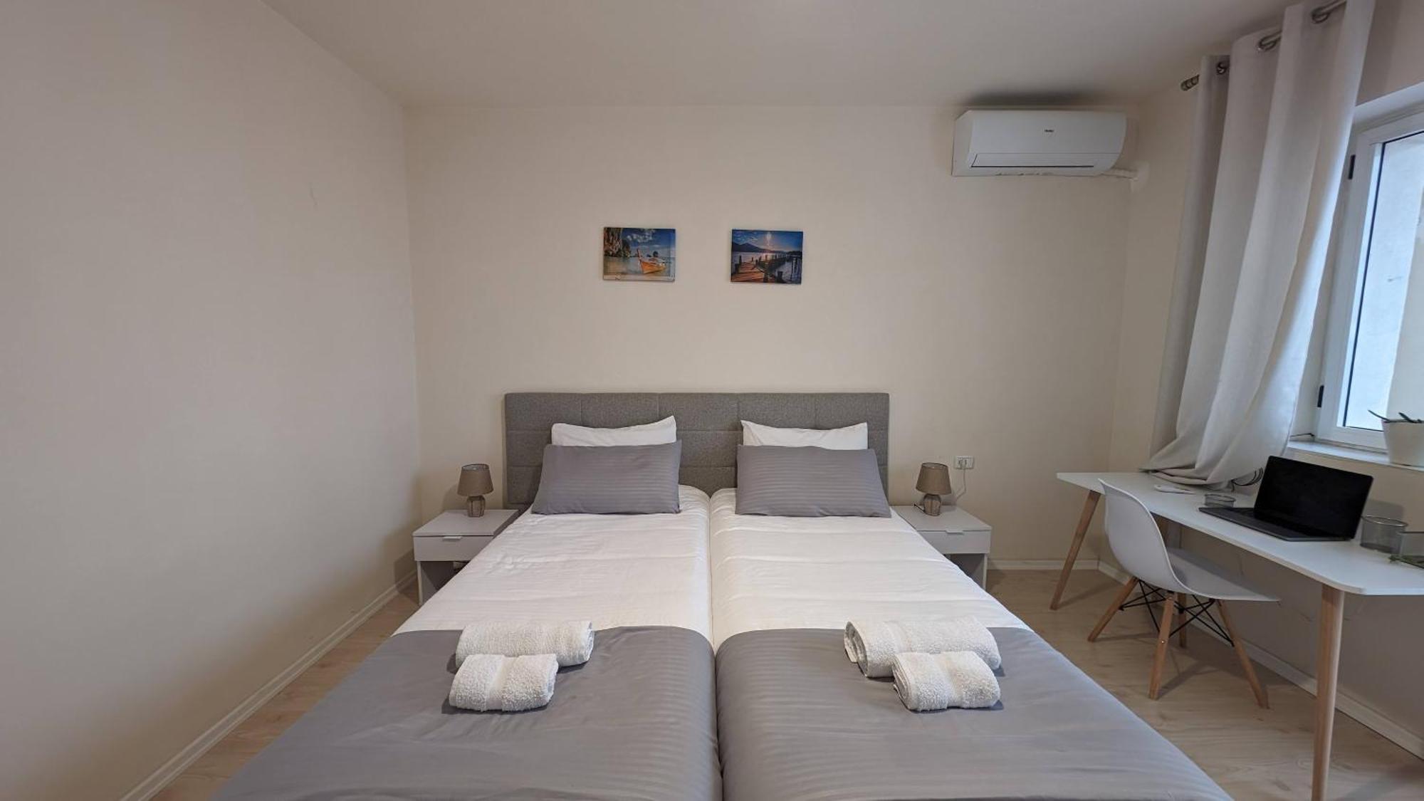 Apartment Modern Cozy 10 Min Walk To Skanderbeg Square Tirana